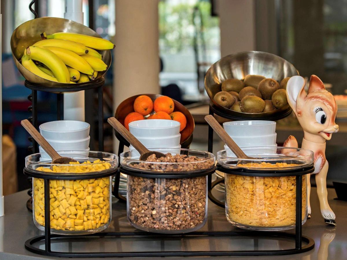 Ibis Styles Geneve Carouge Hotel Bagian luar foto