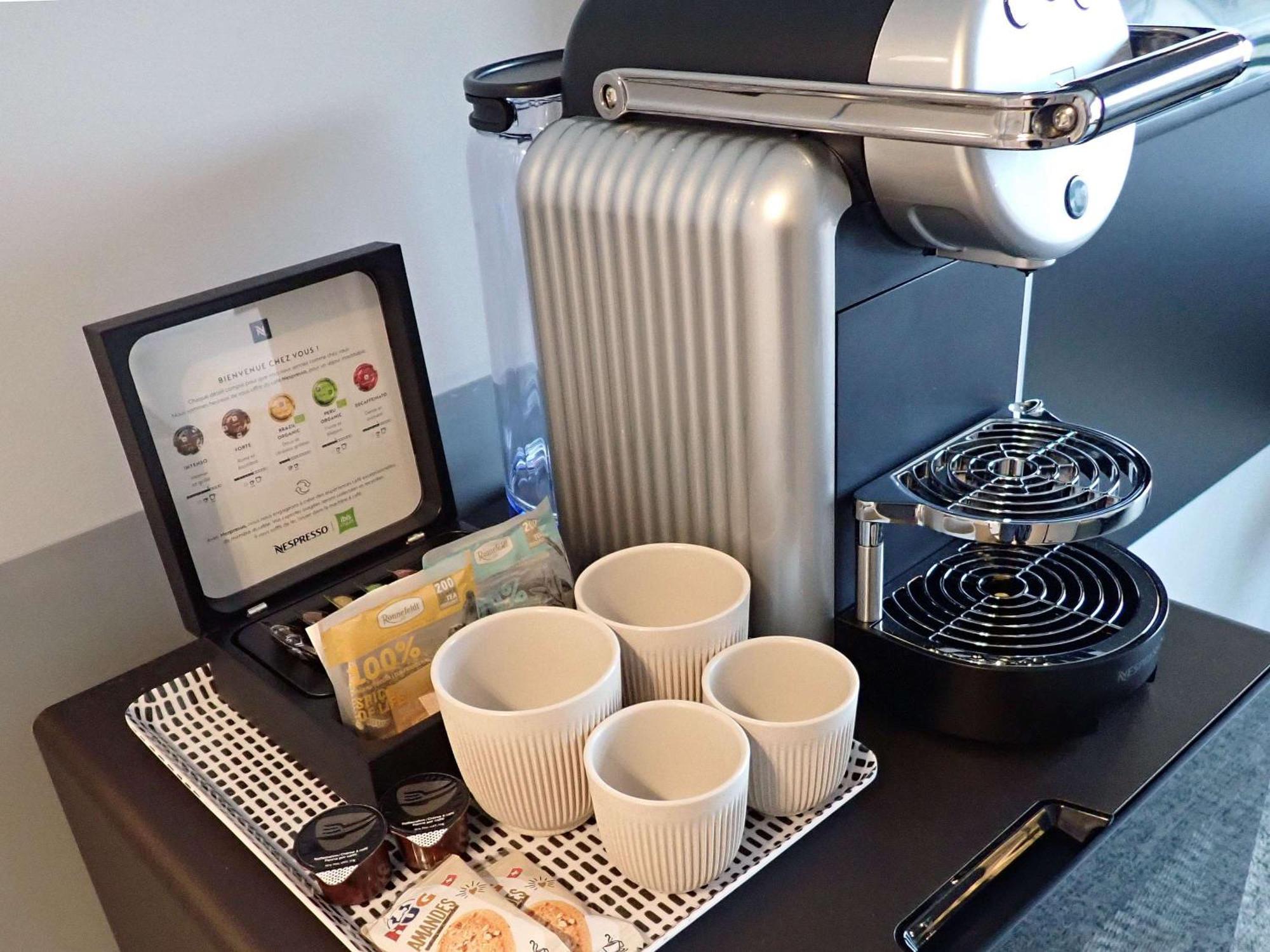 Ibis Styles Geneve Carouge Hotel Bagian luar foto